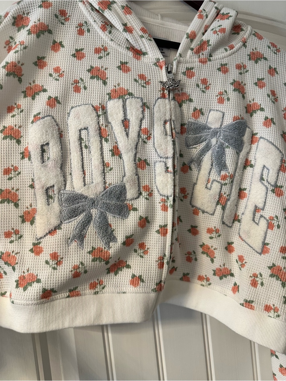 NWOT! Boys Lie Alex Sunshine and Bows Crop Zop Hoodie - Picture 10 of 14